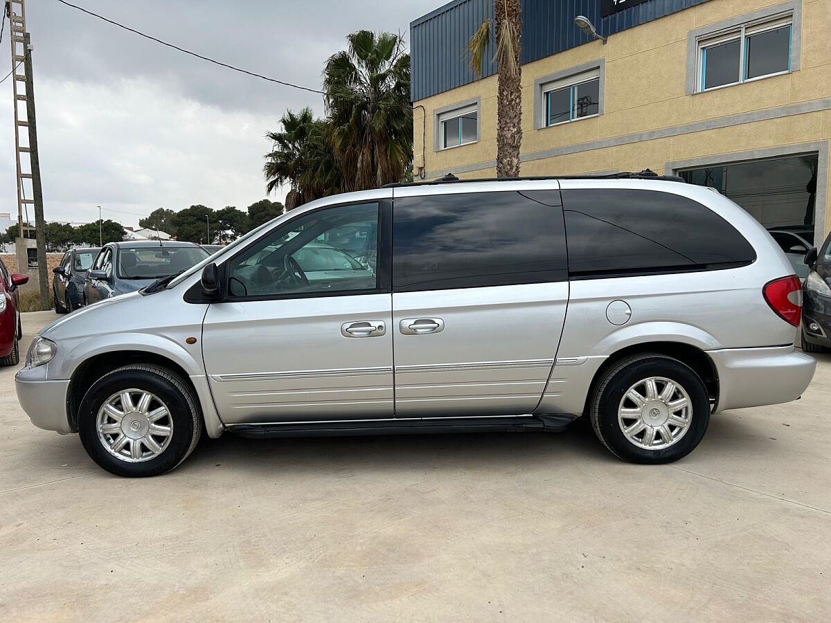 CHRYSLER GRAND VOYAGER 2.8 CRDI AUTO SPANISH LHD IN SPAIN 120K 7 SEAT SUPER 2005